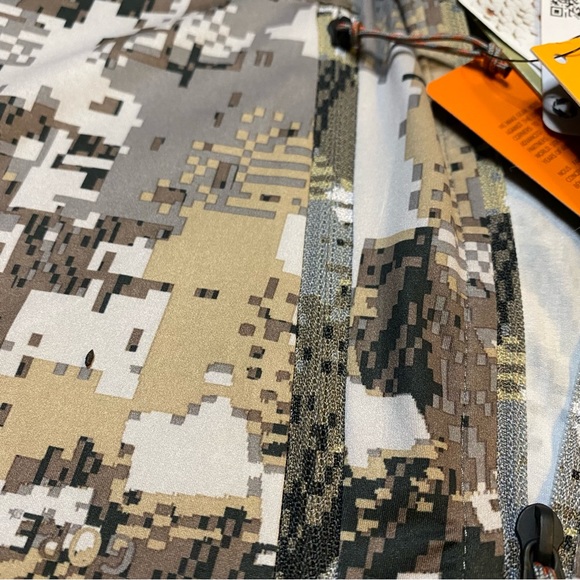 Sitka Gore Optifade Equinox Guard Hoodie Large - Picture 6 of 12